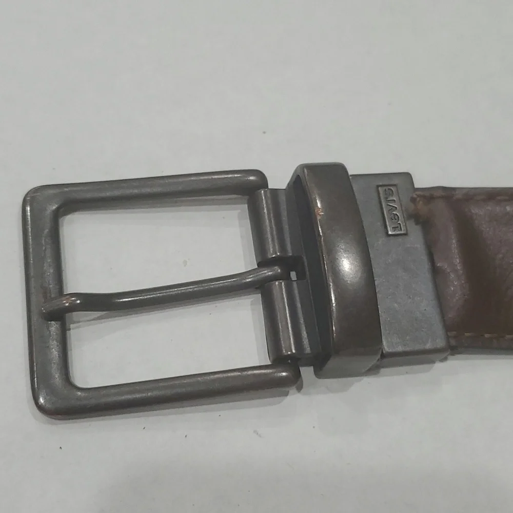 MENS LEVIS REVERSIBLE BELT 40